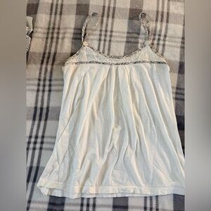 Arizona Jean Company White and Black Printed Strap Top M